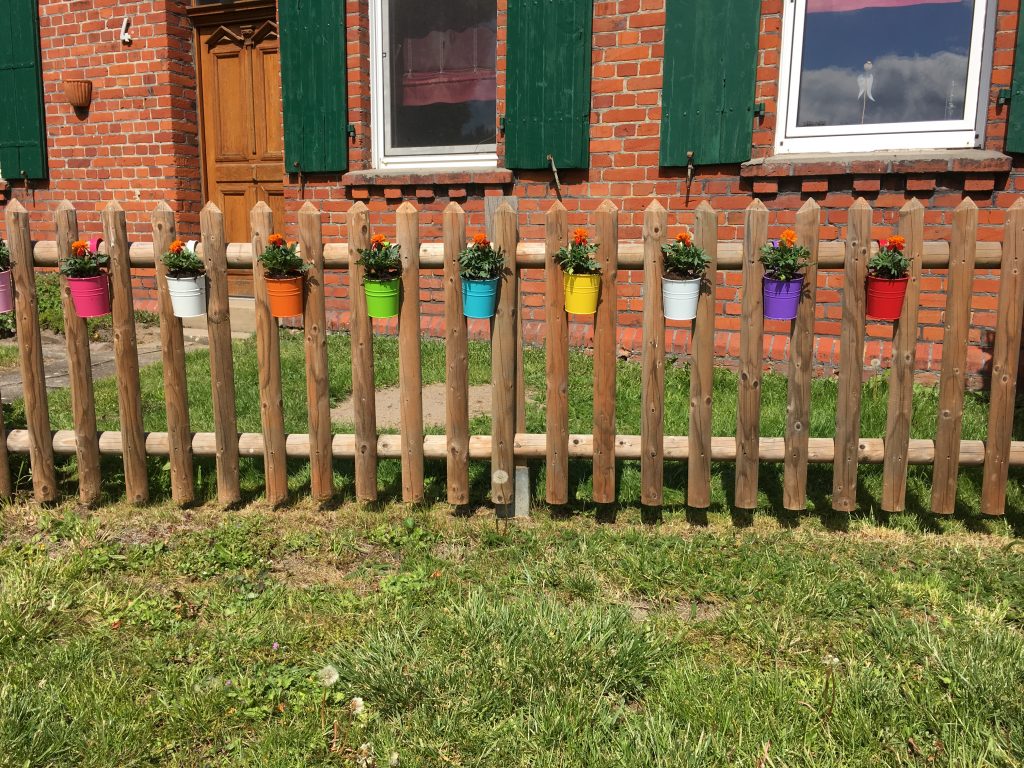 Holzzaun - LPM Naturstein Garten und Landschaftsbau